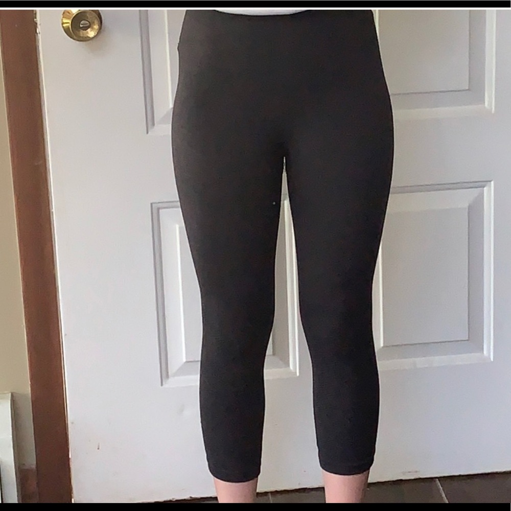Ivivva Capri leggings